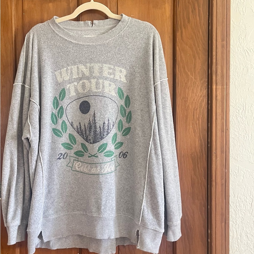 Aerie Gray Graphic Crew Neck Sweater